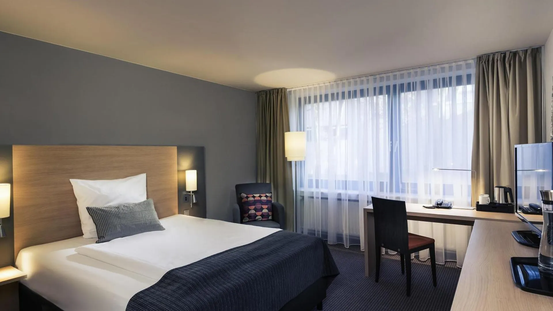 4 kluge 4-Sterne-Hotels nahe St. Andreas Düsseldorf