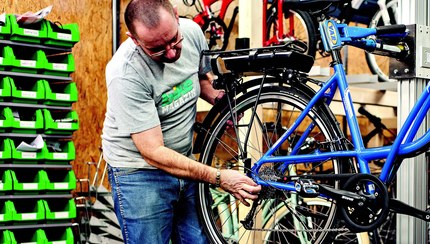 Prüfauftrag: So testen wir unsere E-BIKES (Philipp Schieder) Prüfauftrag: So testen wir unsere E-BIKES